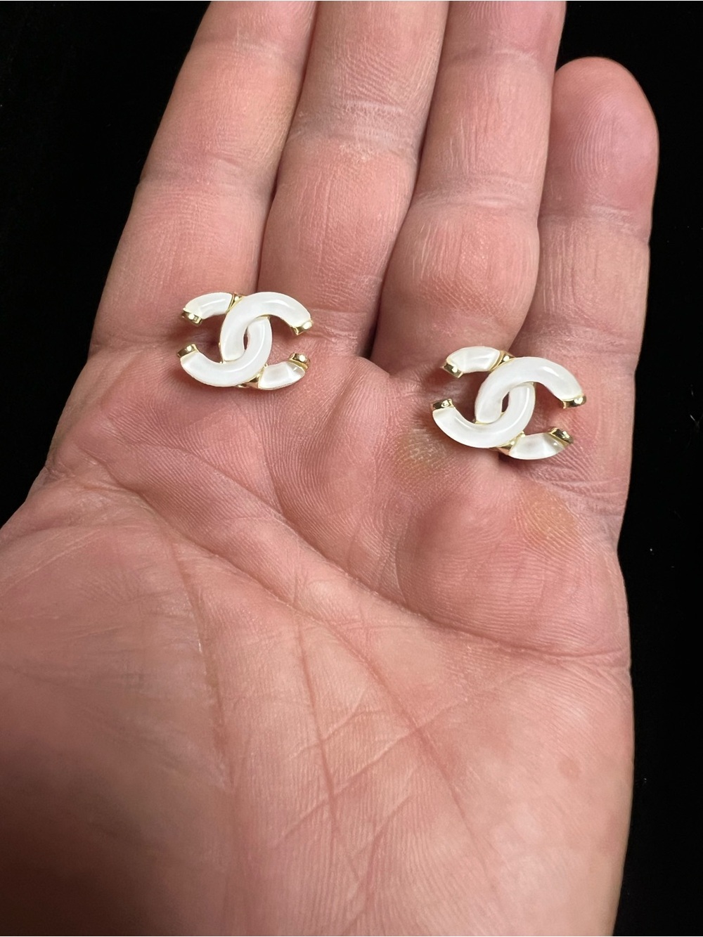 ChaneI Lucite White With Gold - Tone Stud Earrings For Pierced Ears NEW !